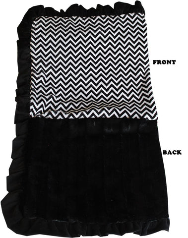 Luxurious Plush Pet Blanket Black Chevron Full Size